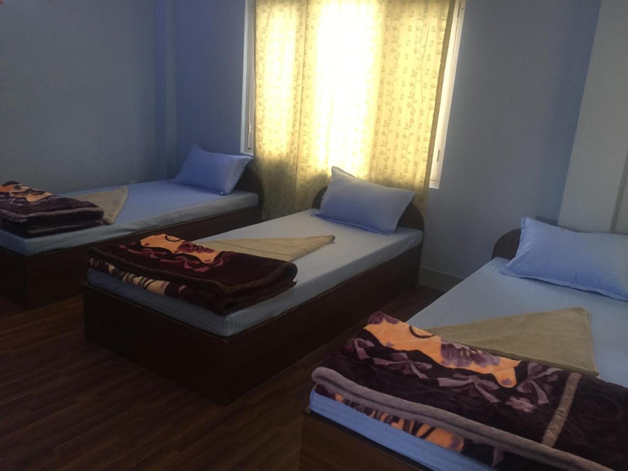 Kathmandu Home Stay & Hostel Екстер'єр фото