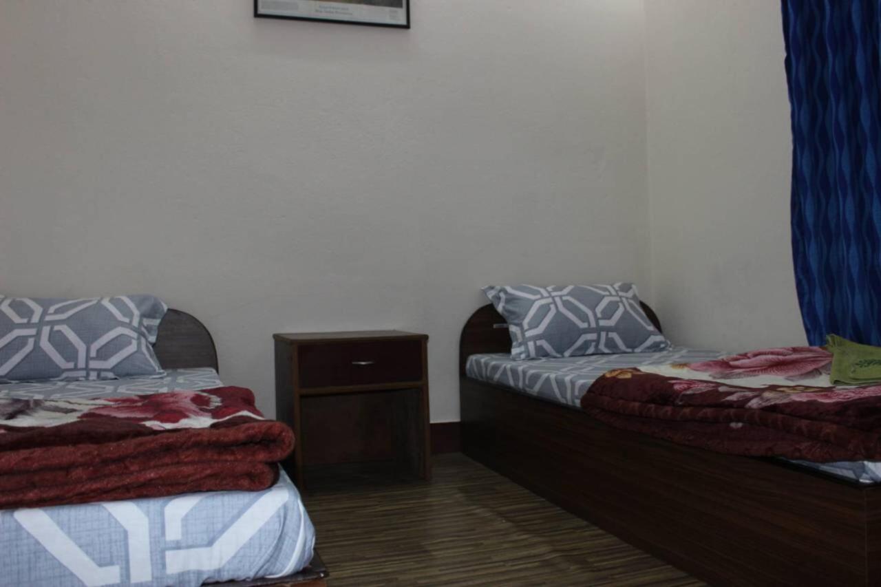 Kathmandu Home Stay & Hostel Екстер'єр фото