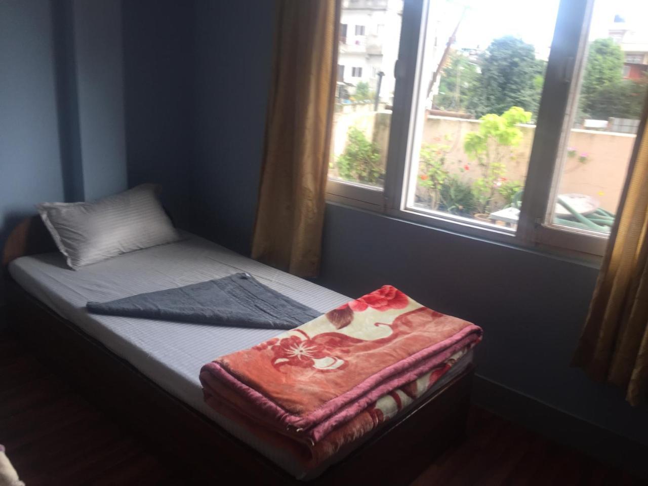 Kathmandu Home Stay & Hostel Екстер'єр фото