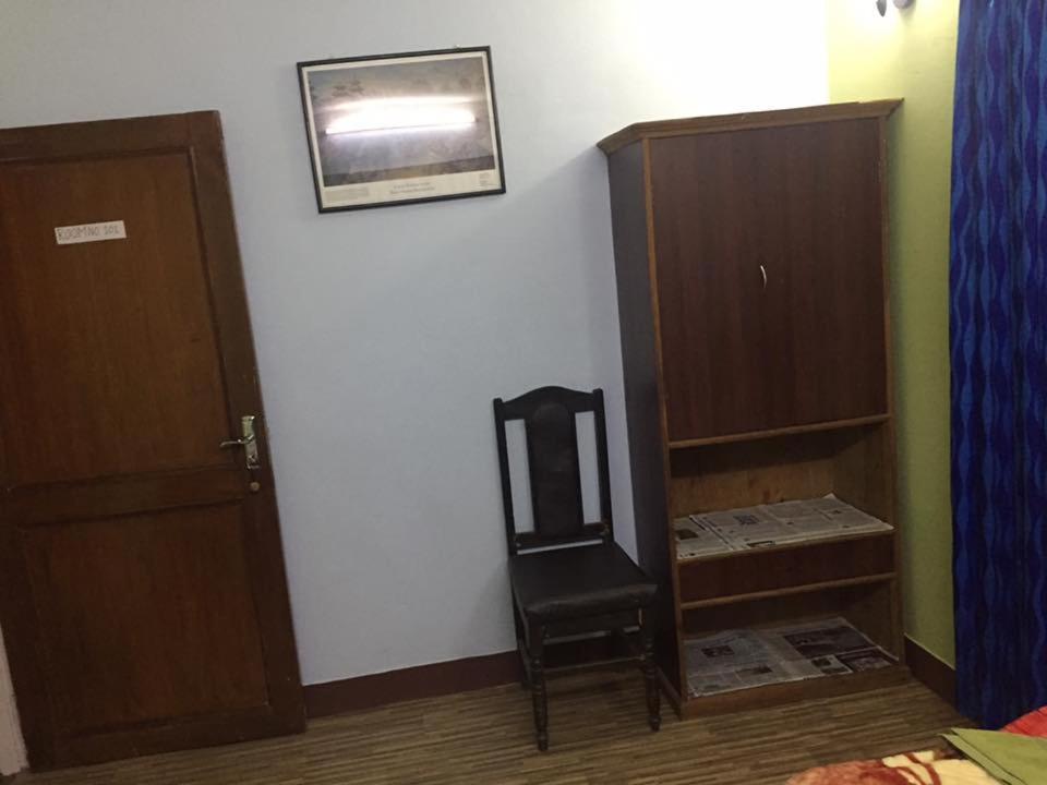 Kathmandu Home Stay & Hostel Екстер'єр фото