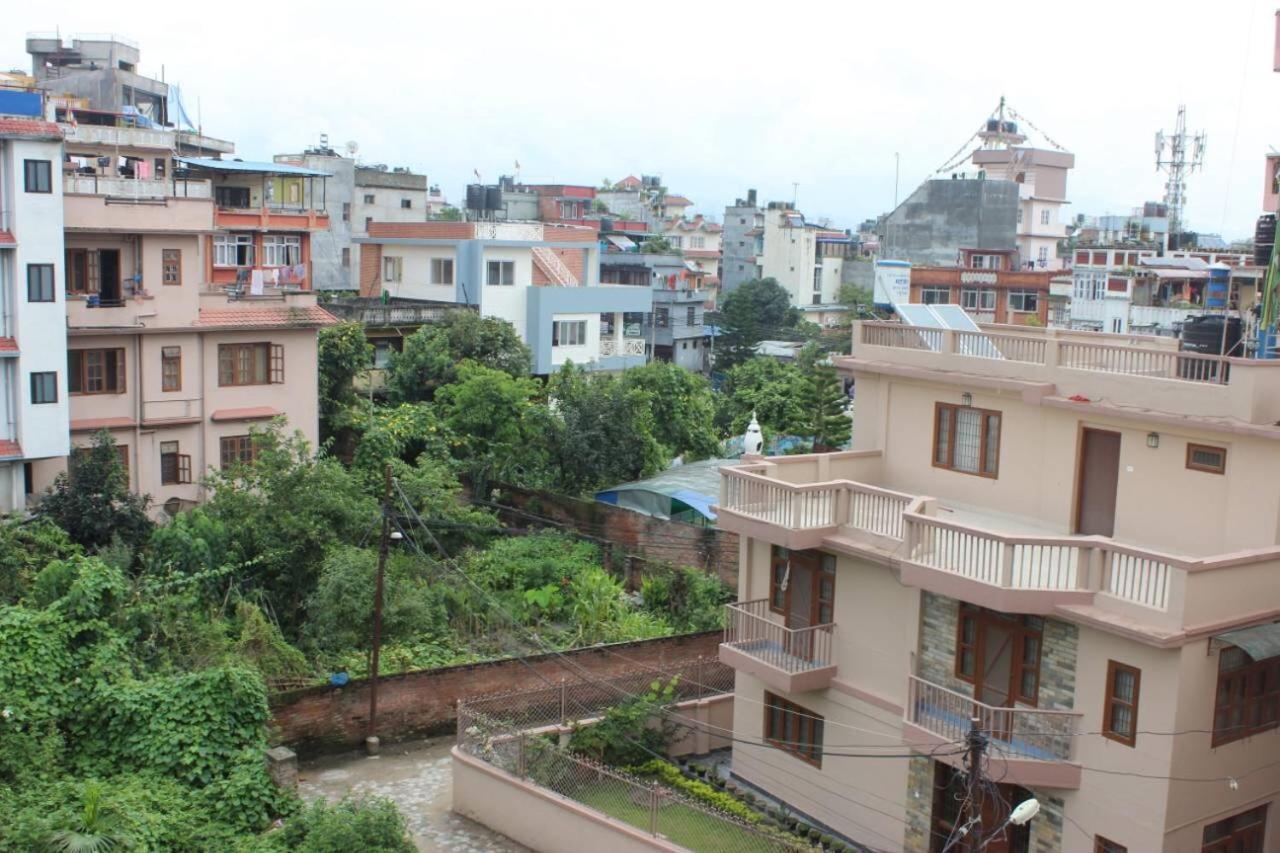 Kathmandu Home Stay & Hostel Екстер'єр фото