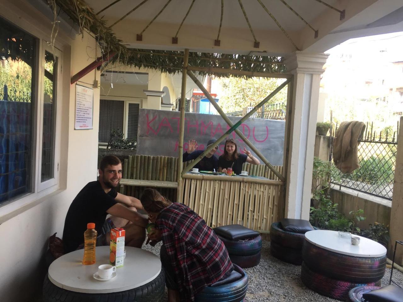Kathmandu Home Stay & Hostel Екстер'єр фото