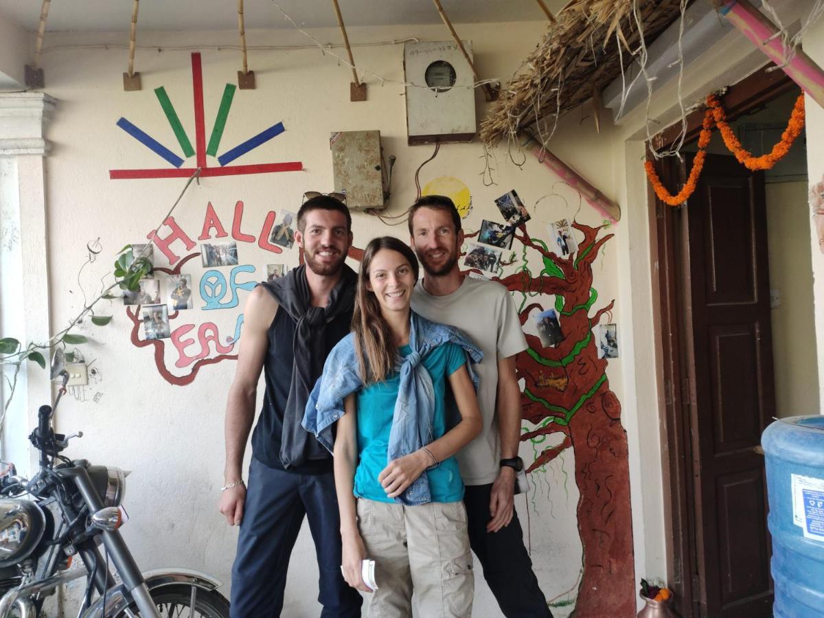 Kathmandu Home Stay & Hostel Екстер'єр фото