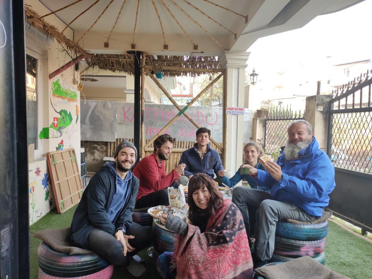 Kathmandu Home Stay & Hostel Екстер'єр фото